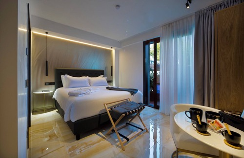 Sirmione Hotel | BOUTIQUE HOTEL SIRMIONE
