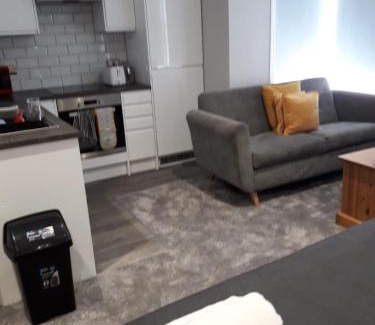 Maidstone Apartment | Boutique Maidstone Gem - Sleeps 2