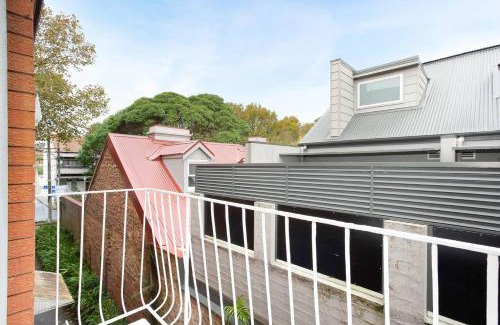 Redfern Apartment | 'Boutique Redfern' The Best of City Fringe Living