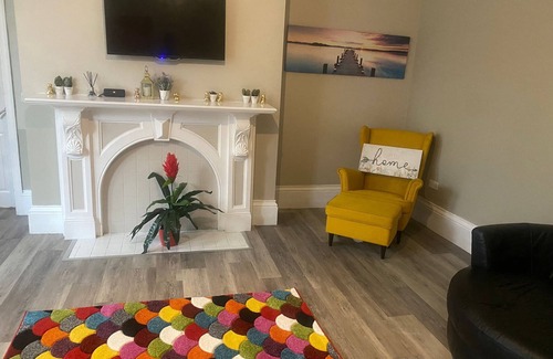 Wakefield House | Boutique Room in Wakefield City Center