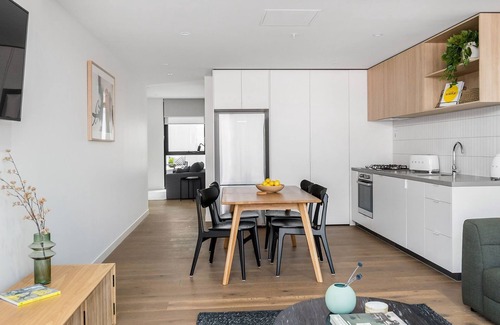 Glen Iris Apartment | BOUTIQUE STAYS - Axel Apartments G02 The Faircroft