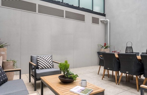 Glen Iris Apartment | BOUTIQUE STAYS - Axel Apartments G02 The Faircroft