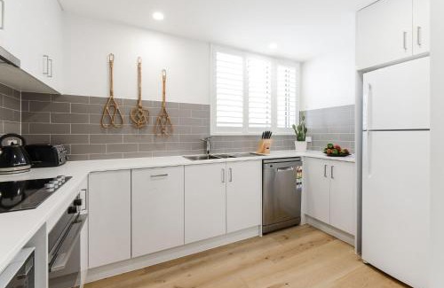 Hampton Apartment | Boutique Stays - Hampton Lookout