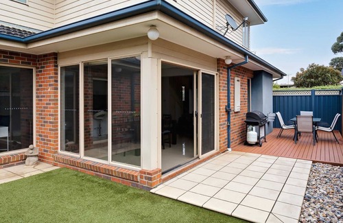 Mentone House | BOUTIQUE STAYS - Mentone Abode