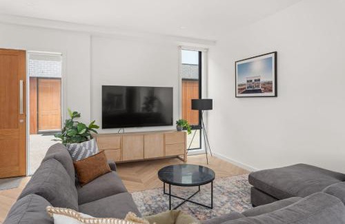 Camberwell House | Boutique Stays - Milk & Honey