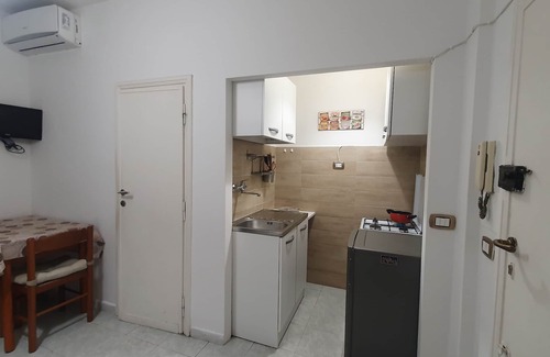 Quartiere XXVII Primavalle Apartment | Boutique Studio, Walking distance to "Gemelli" Hospital