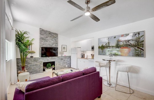 Ocean Ridge Apartment | Boutique Style Apartment with Pool 200 meters from the beach