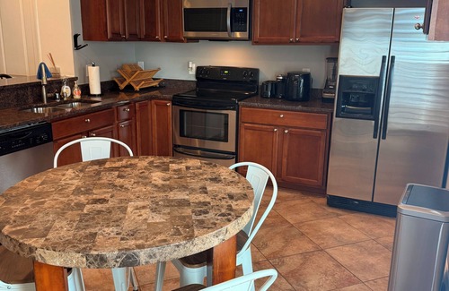 Anacostia House | Boutique Style Townhome - Rooftop w/Breathtaking Washington DC Skyline Views