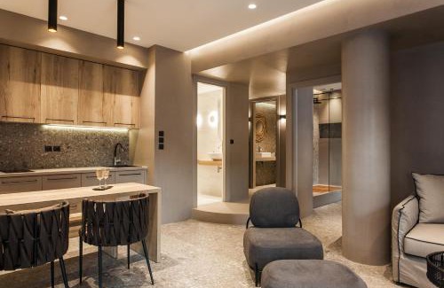 Plaka Apartment | * Boutique Syntagma apartment w/plunge pool *