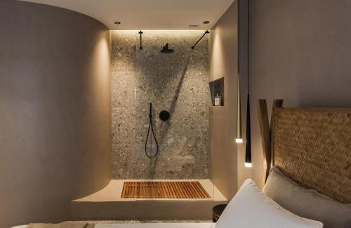 Plaka Apartment | * Boutique Syntagma apartment w/plunge pool *