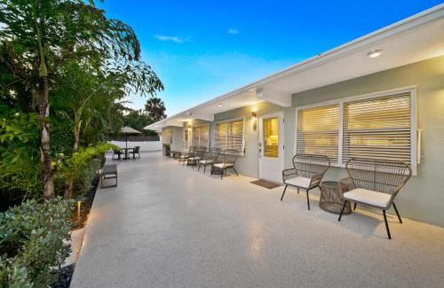 Winslow Reserve Apartment | Boutique Vacation Rental Complex At Beach