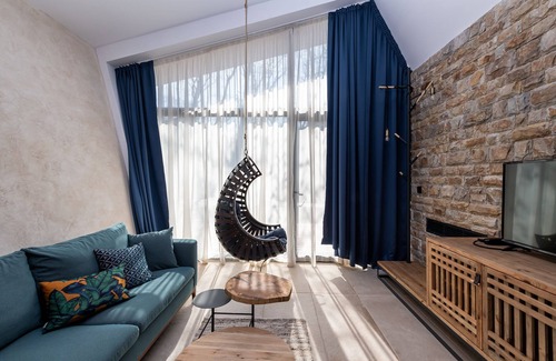 Ravna Gora Villa | Boutique villa in forest and near seaside