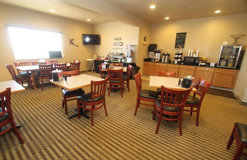 Bowman Hotel | Bowman Inn & Suites
