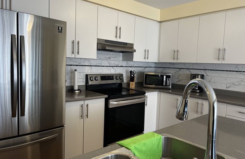 Clarington House | Bowmanville Waterfront Executive Home