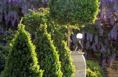 Mittagong Bed & Breakfast | Bowral Road Art Gallery Bed and Breakfast