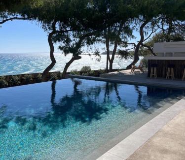 Amoudi Villa | Bozonos Slow Living Villa - Seaside Simplicity