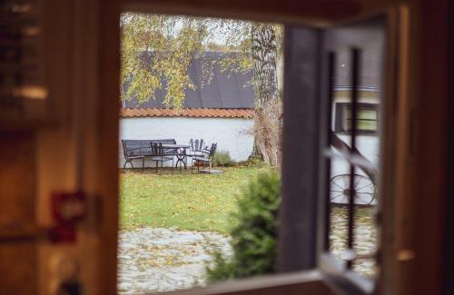 Brosarp Apartment | Brösarp Källagården Lilla Gårdslägenheten