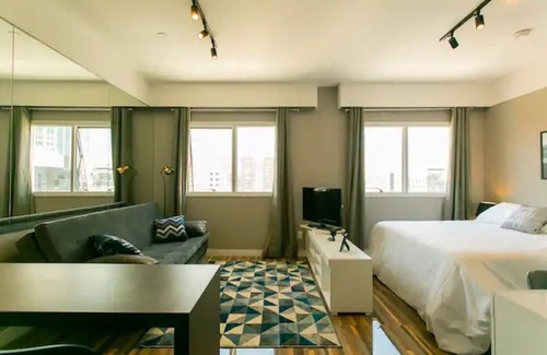 Alphaville Industrial Apartment | Style Studio @ Alphaville | WiFi | Daily Cleaning