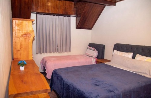 Alto do Capivari Cottage | Casa Espetacular em Campos do Jordão com Lareira e Wi-fi- Próxima do Capivari