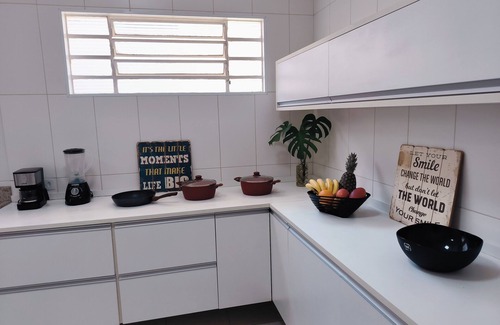 Pinheiros House | Conforto e Piscina Para Grupos na Vila Madalena