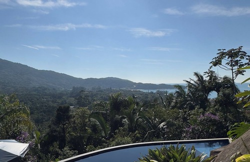 Estaleiro Apartment | Embauba Suite 1 Incredible view and pool