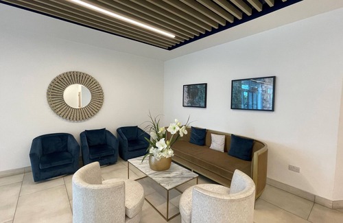 Bracknell Apartment | Bracknell Breath Taking Two Bedroom Apartment