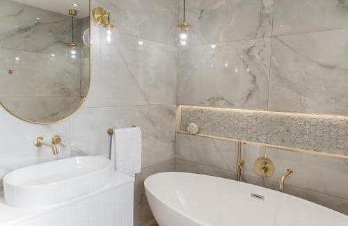 Kirkcaldy House | Braeside Lodge