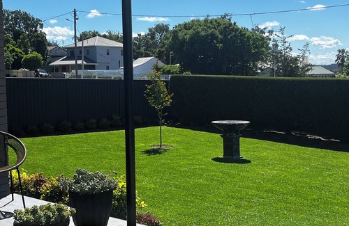 Inverell Apartment | "Braeview" - Cosy, Clean and Quiet