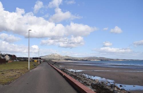 Levenmouth House | Bramble Cottage