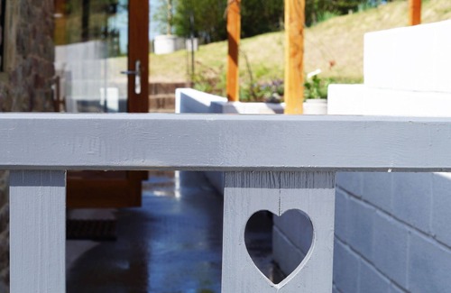Llangadog House | Bramble Cottage - Mountain Retreat