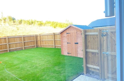 Milton Keynes House | Brand New Stylish 3 Bed House