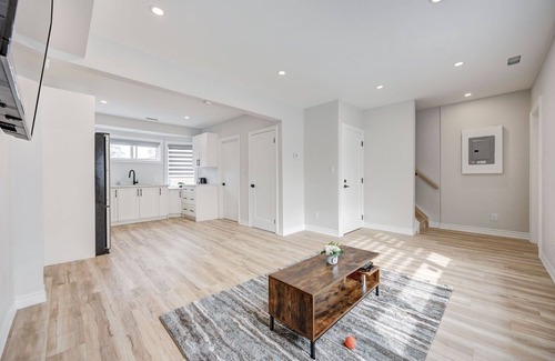 Stinson Apartment | Brand New 2 Bedroom in Hamilton