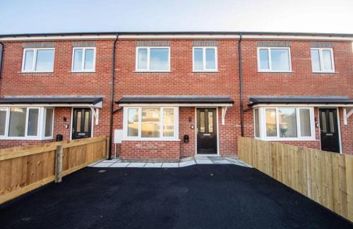 Bootle House | Brand-New 3-Bed Home - Liverpool