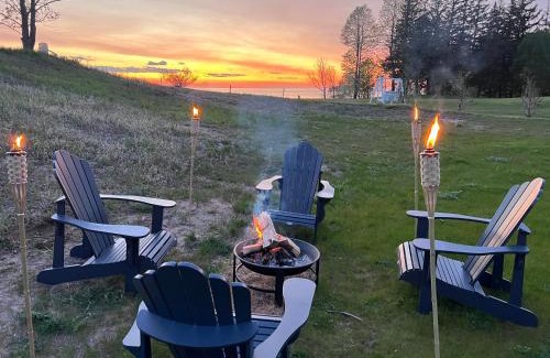 Ludington House | Brand New 5-Bedroom Lake Michigan Home + Hot Tub!