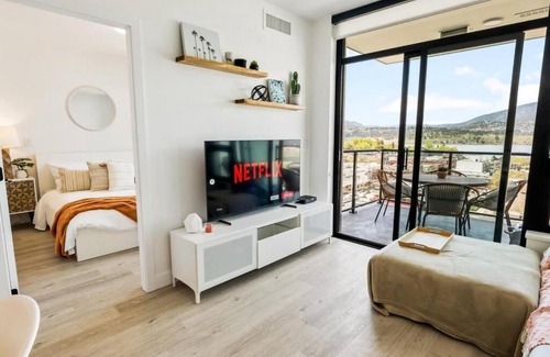 Downtown Kelowna Apartment | Brand New Condo with Stunning Lake Views in Tower Downtown 1306