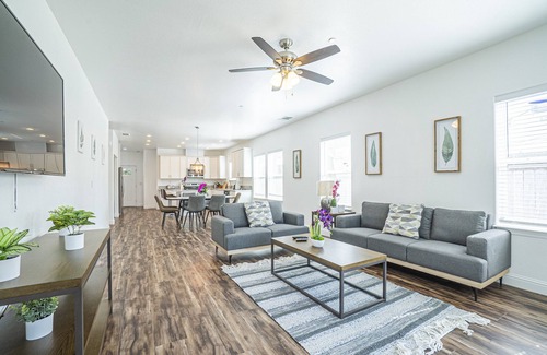 South Natomas House | BRAND NEW CONSTRUCTION NEAR DOWNTOWN & SMF AIRPORT