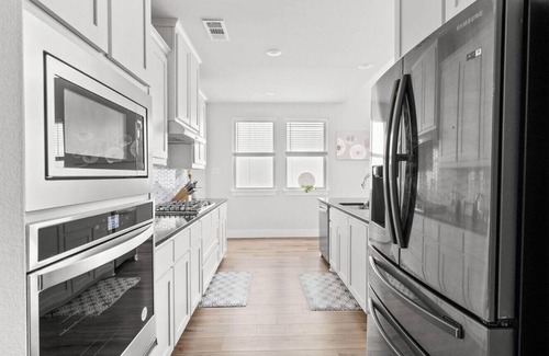 Vickery Meadow House | BRAND NEW Family Home Near Downtown