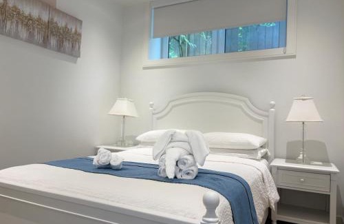 West Point Grey House | Brand New Family Suite with Parking near UBC