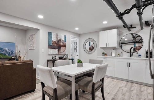 Union Park Apartment | Brand new, Great location, PET/kid friendly, FREE parking, quiet neighborhood!