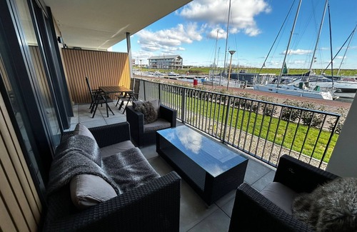 Kamperland Apartment | Brand New Harbor Apartment (close to beach)