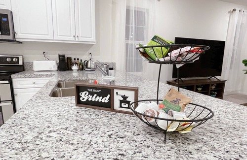 Chino House | Brand new house great for Large or multi Families