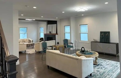 Bethpage House | Brand new house in Hicksville!