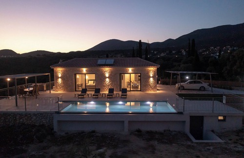 Karavados Villa | Brand New: Kefalonia Stone Villas - Villa Trapezaki Retreat
