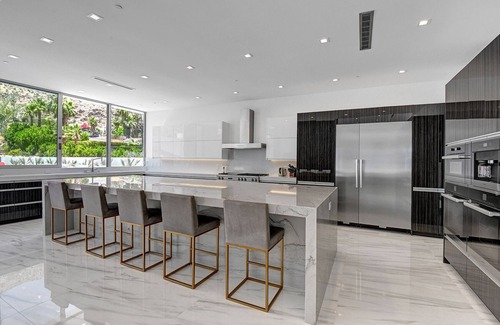 The Mesa House | Brand New Luxurious Home 5Bed 5.5Bath, 2,000SqFt Resort Pool. Breathtaking Views