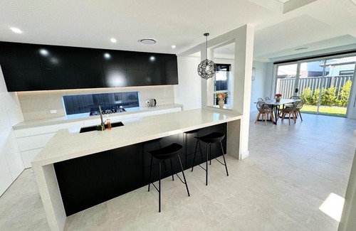 Marsden Park House | Brand New Luxury 4 Bedroom House