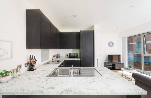 Liverpool City Centre Apartment | Brand New Luxury Modern 1 Bed Liverpool City Centre