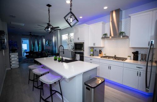 Colonialtown South House | Brand New Modern Pet Friendly Zen Home with Private Home Theater & Hot Tub! home