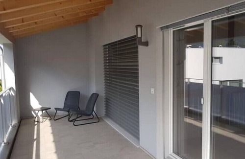 Ems House | Brand New Open Concept Whole House