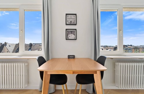 Hollerich Apartment | Brand New Retreat in Belair ID224