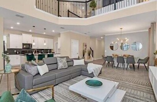 Kissimmee Villa | BRAND NEW Storey Lake- 5 bedrooms, 5 bathrooms, private pool - Harry Potter & Minions theme